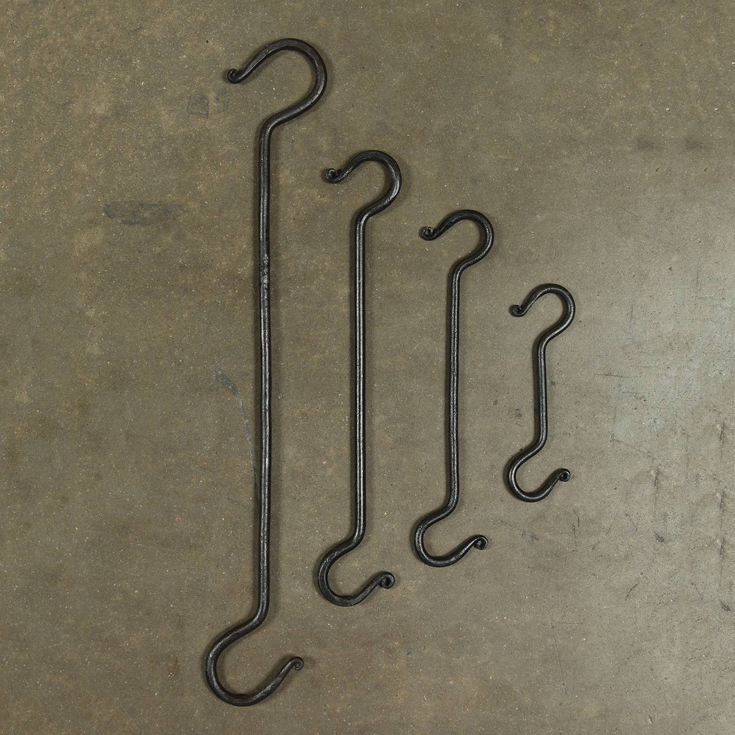 Forged Iron Link S Hook - 8 in - Antique Black