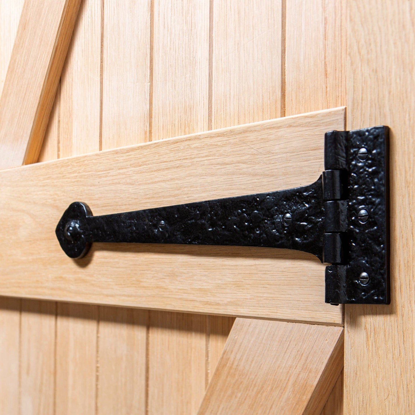 Black T-Hinge With Spade Point 16 Inch Decorative For Small Doors
