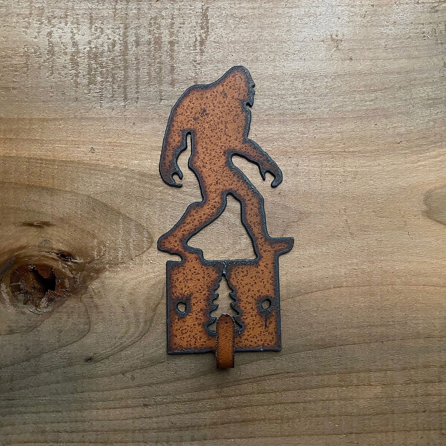 Bigfoot Yeti Sasquatch Single Key Hook Iron / Rust