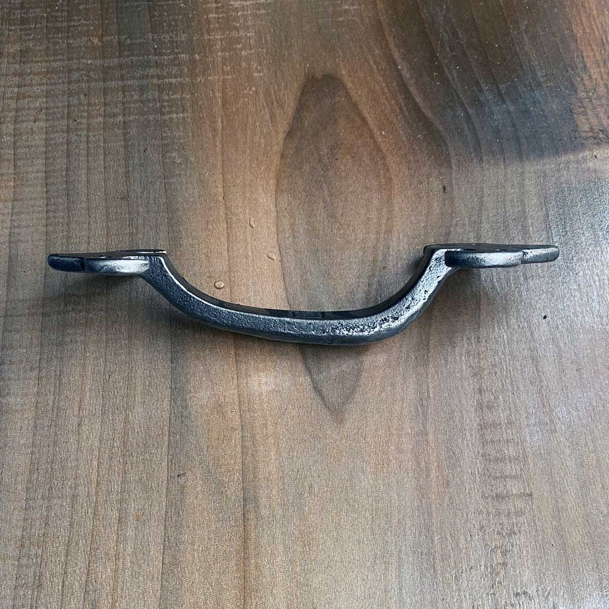 Pull Handle - 7 Inches, Iron with Tapered Fleur-De-Lis Design Silver / Pewter Finish