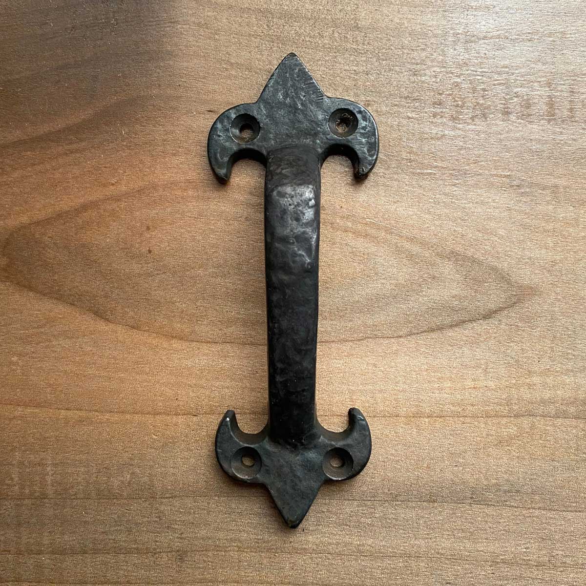 Vintage Style Pull Handle Cast Iron With Wax Finish