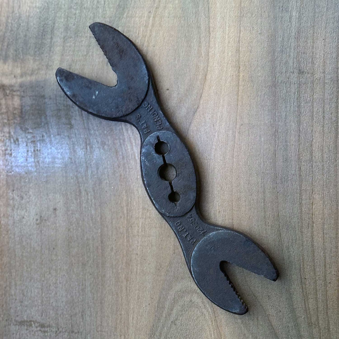 Hawkeye Alligator Wrench Marshalltown