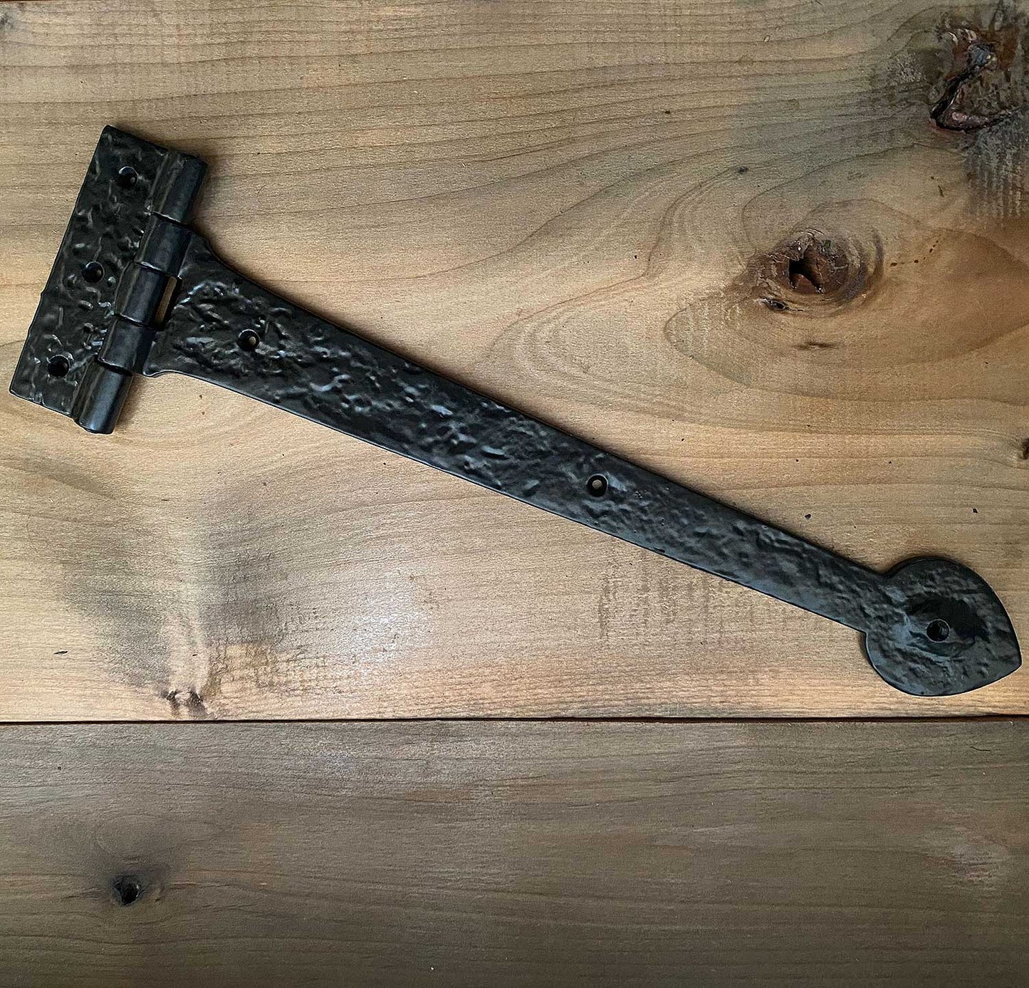 Black T-Hinge With Spade Point 16 Inch Decorative For Small Doors