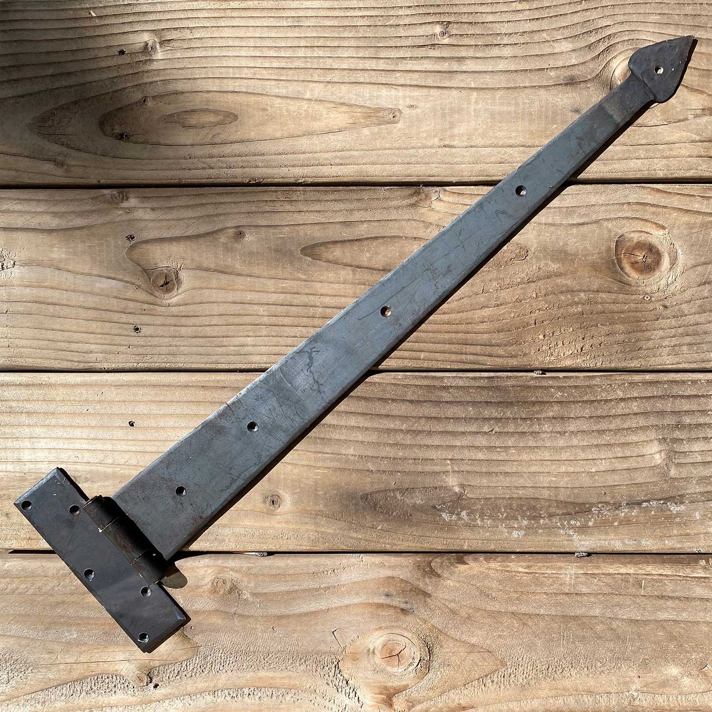 Extra Long Hand Forged T Hinge 24 Inch Arrow End
