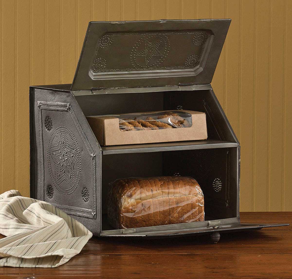Park Designs Black Star Metal Bread Box