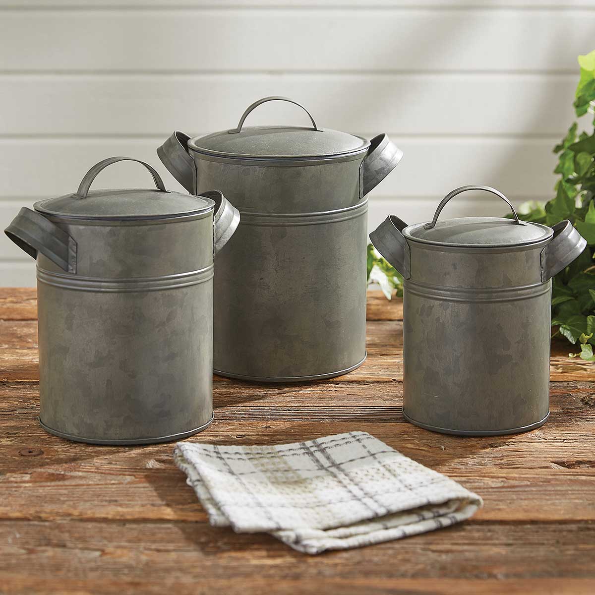 Park Designs Vintage Canister Set With Galvanized Can Design