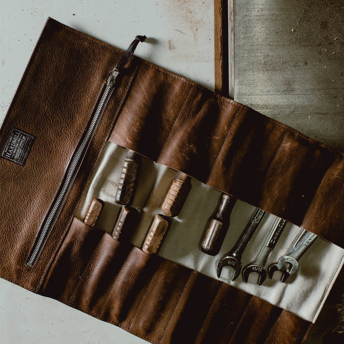 Hardmill Leather Tool Roll Cognac