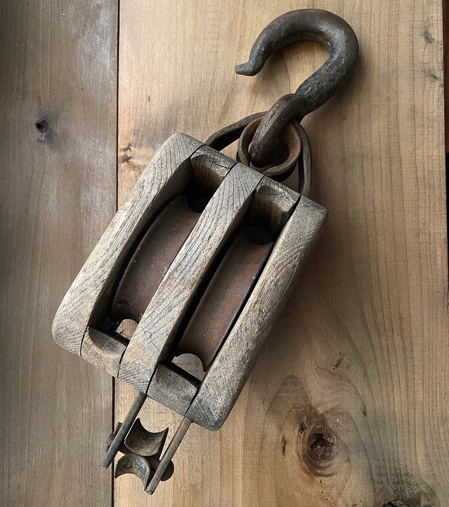 Antique Rustic Barn Pulley Double Medium Size Union Hardware