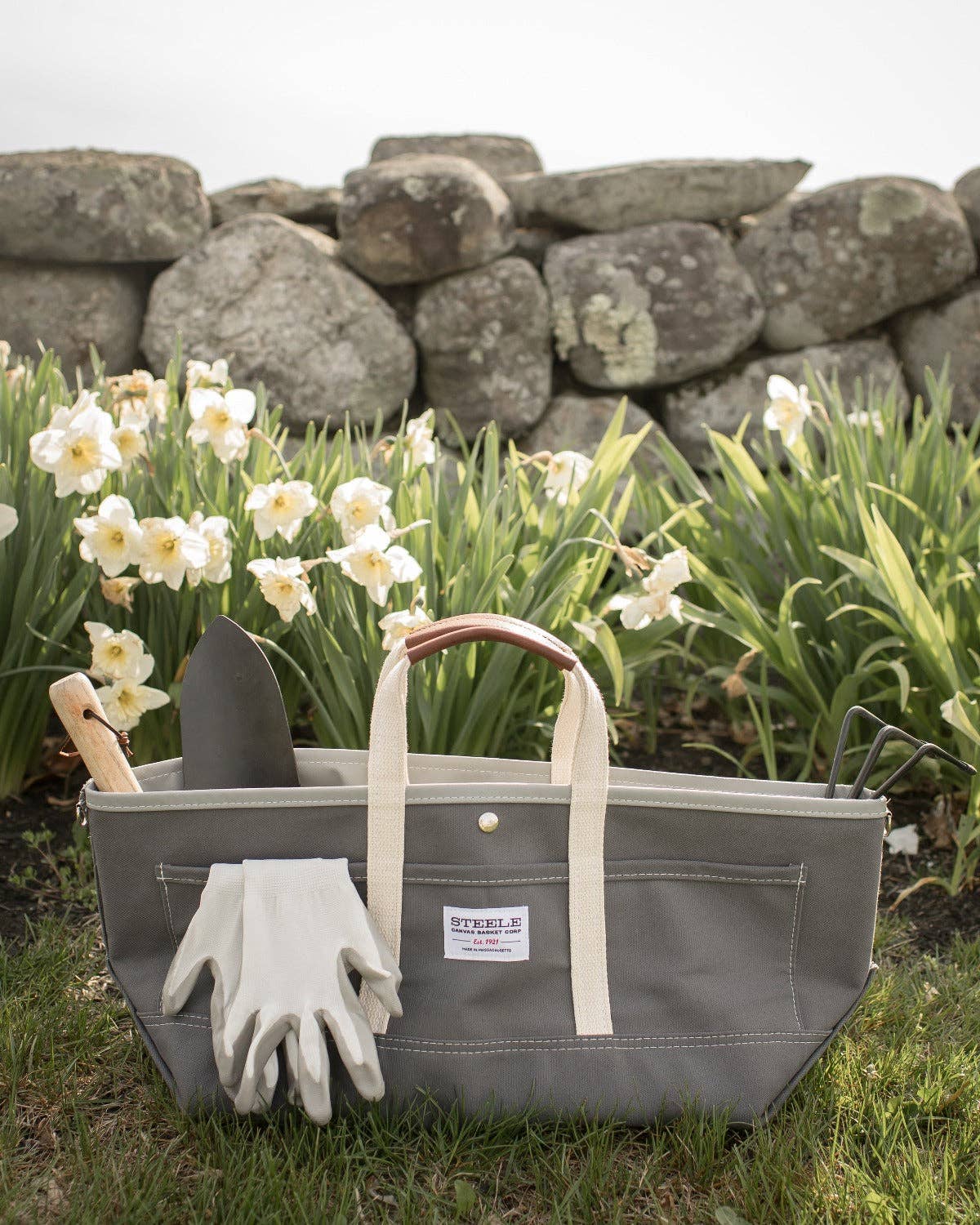 Garden Tote III - Olive Canvas