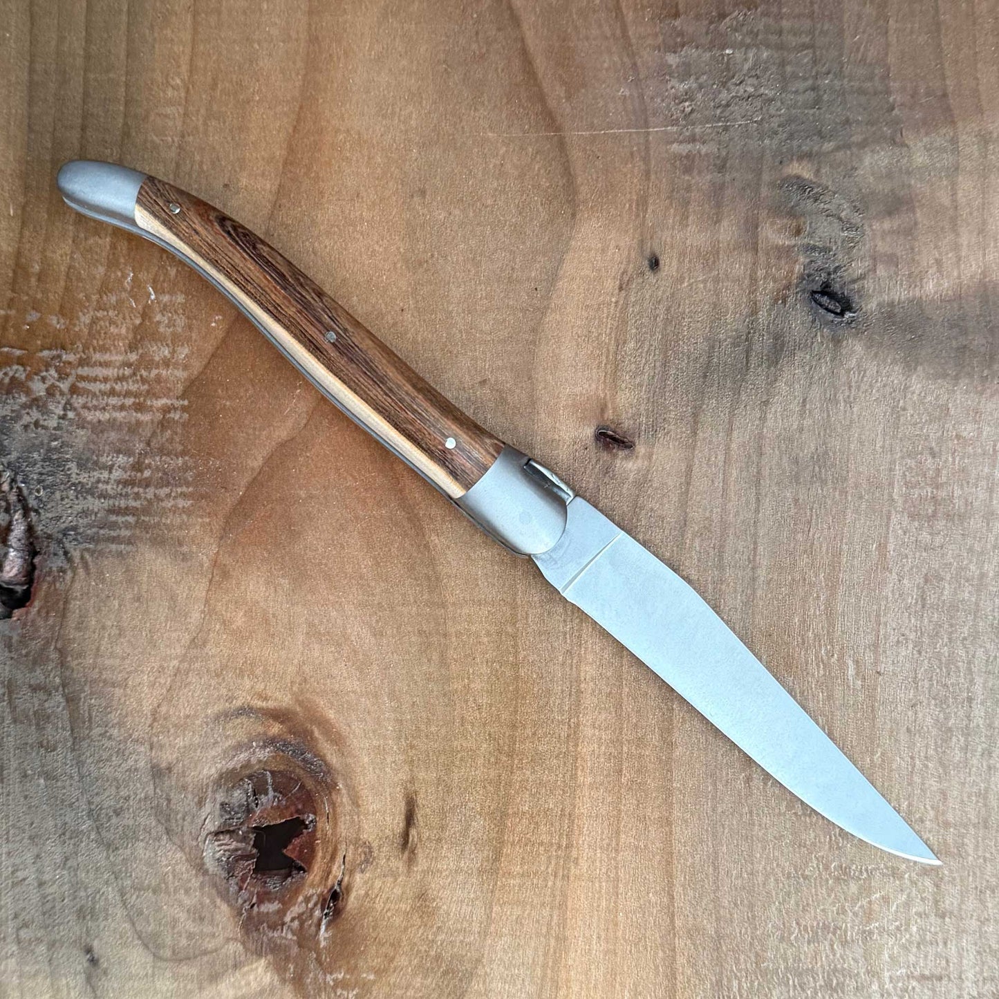 Forge de Laguiole Tradition Pocket Knife Pistachio 12cm Brushed Stainless Satin