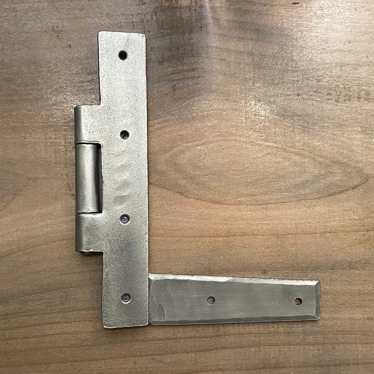 Forged L Hinge Right-Hand 7 Inch with Silver / Pewter Finish