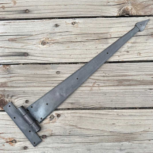 Forged 18 Inch Strap T Hinge with Spade Arrow Tip - Thicker 3/16 Inch Steel - Beeswax Finish