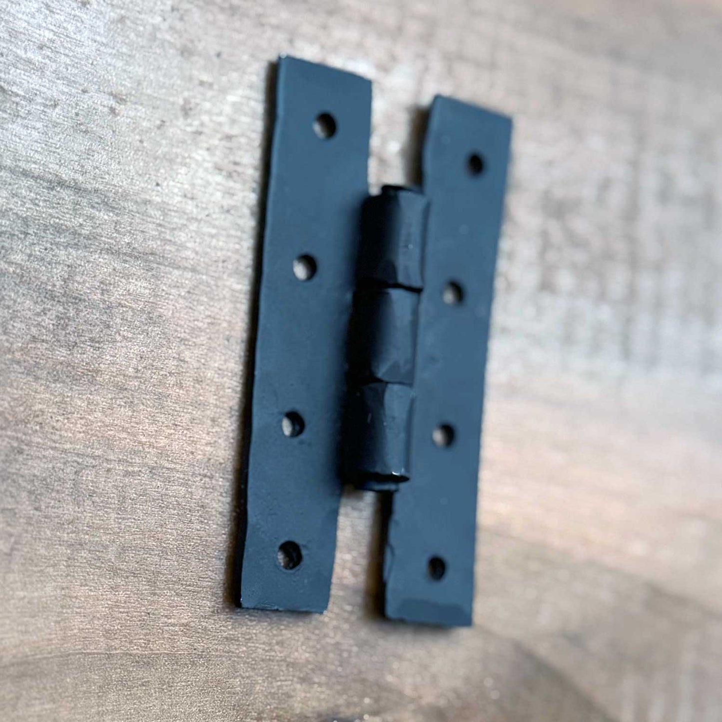Simple Hand Forged H Hinge Black Finish 3.2 Inch Cabinet Hinge