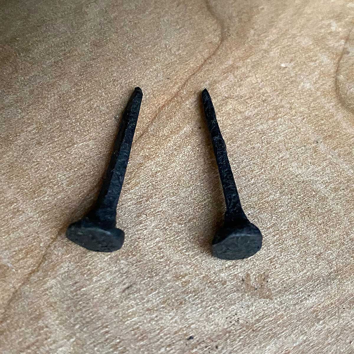 Small 1 Inch Long Rose Head Forged Iron Furniture Nails Black Wax