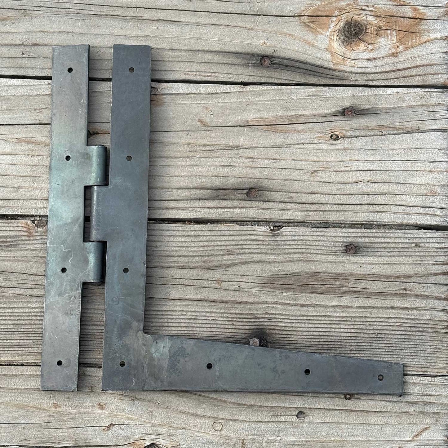 Forged Blacksmith Wax Finish L Hinge 12 Inch - Left Hand