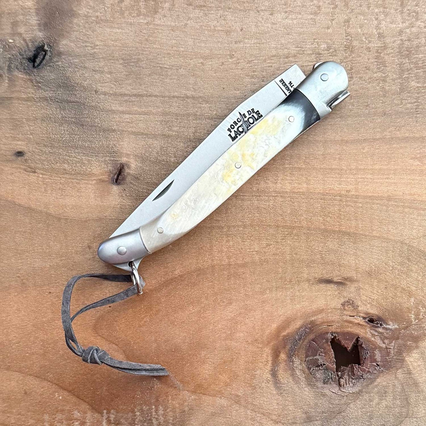 Forge de Laguiole Tradition 11 cm Pocket Knife with Cattle Horn Handle and Satin Finish