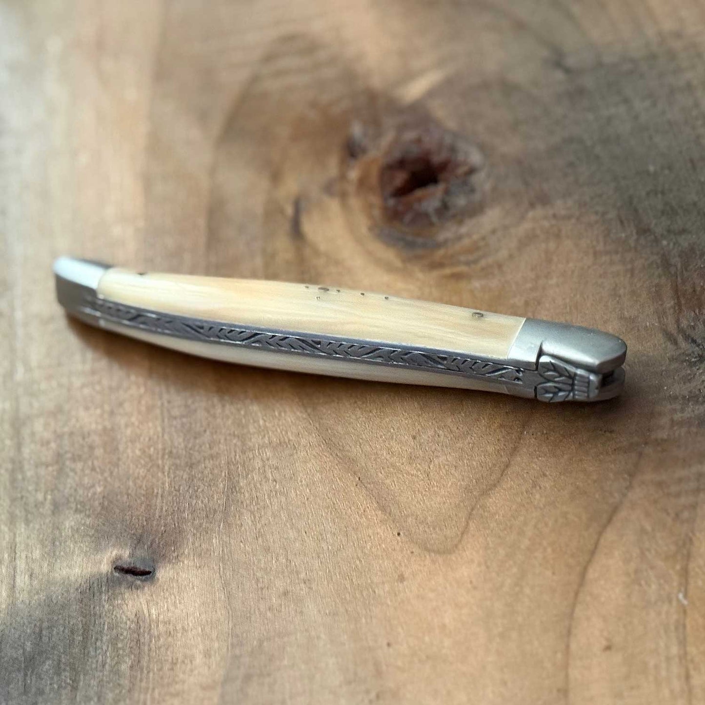 Forge de Laguiole Tradition 12 cm Pocket Knife with Light Horn Tip Handle and Brushed Stainless Satin Finish