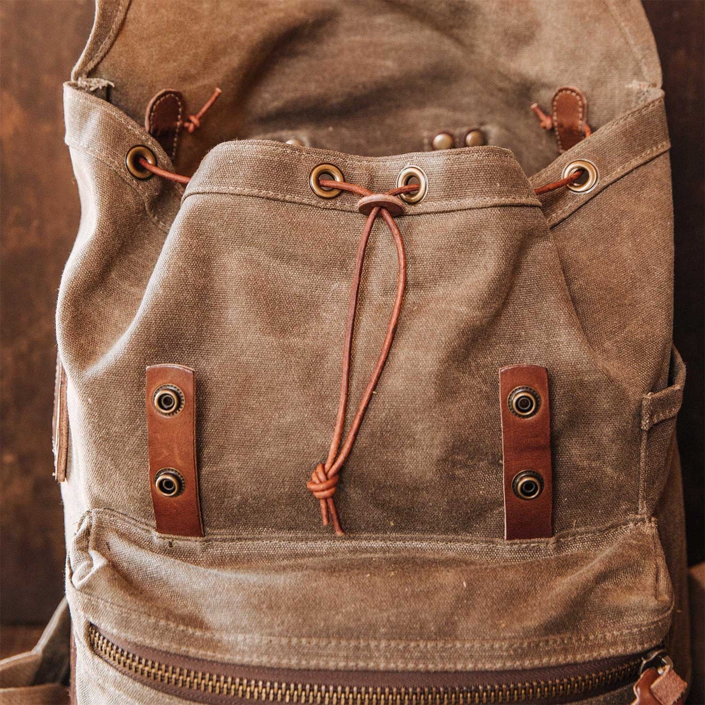 Muir Pack - Waxed Canvas Backpack - Field Tan