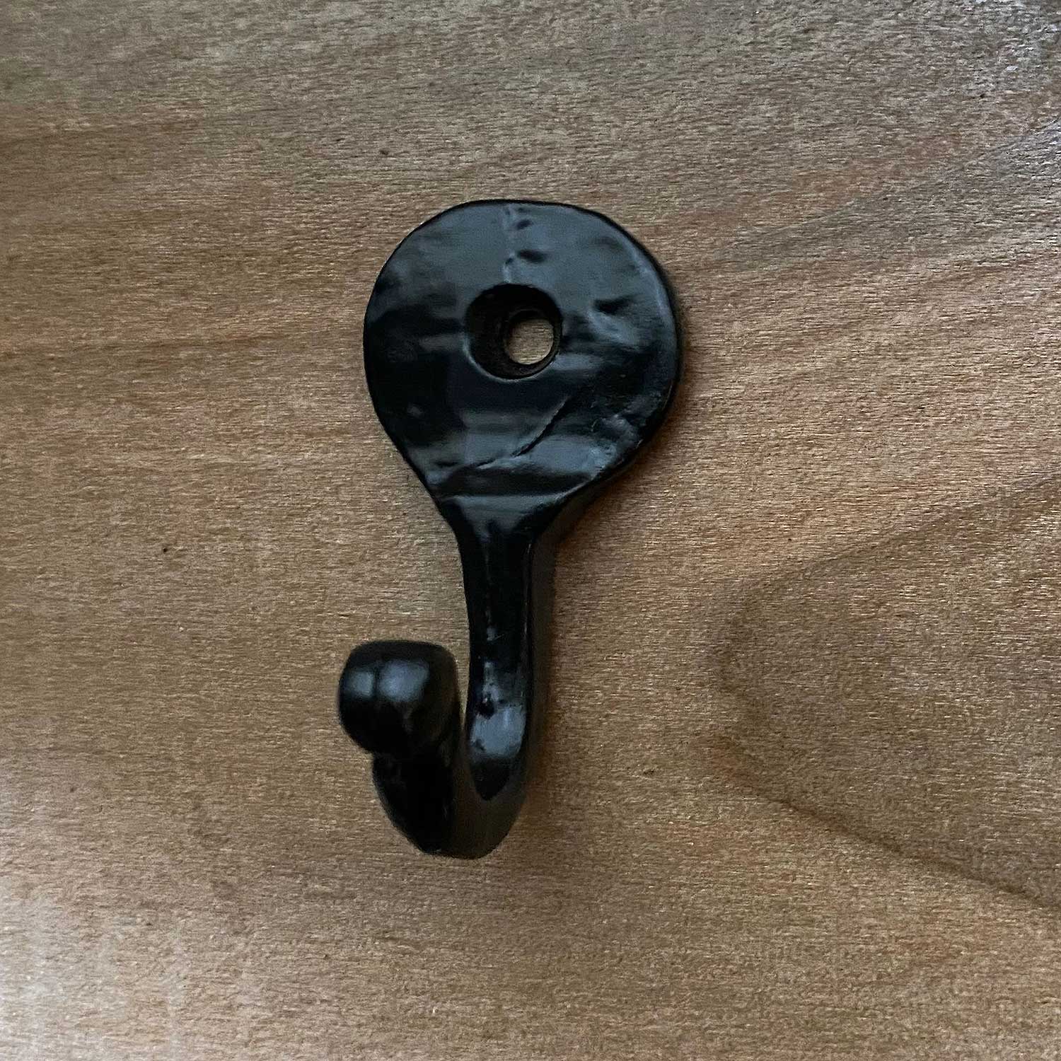 Ghook Round Cast Iron Round Plate Small Hook 1.85 Inch Single Hook With Hammered ...