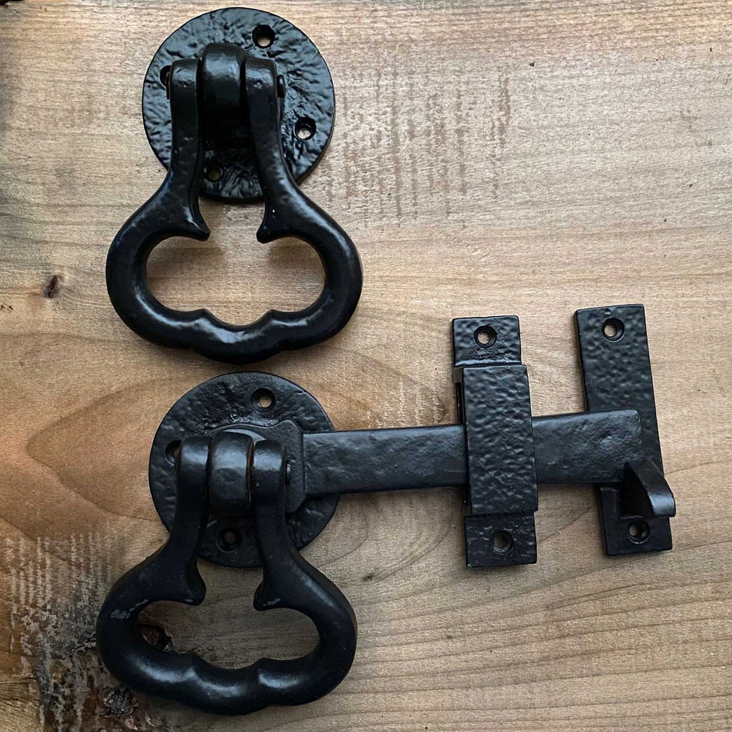 Turning Ring / Handle Gate Latch Black Cast Iron