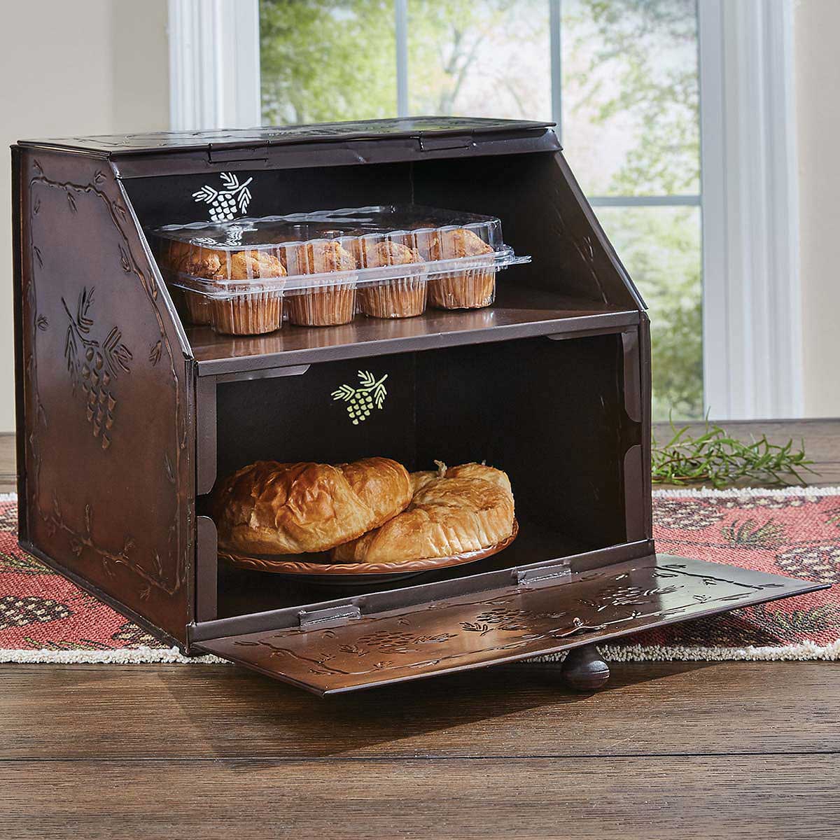 Valley Pine Bread Box